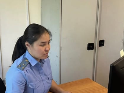 Судебные приставы взыскали в пользу жительницы Тувы почти миллион рублей недоначисленной зарплаты