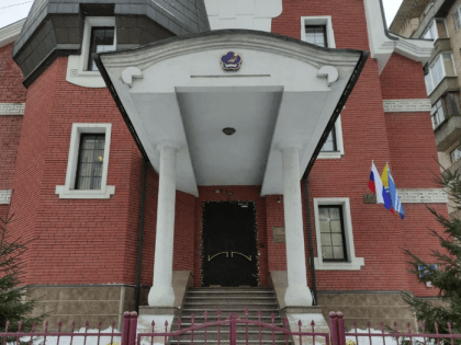 Полпредство Тувы в Москве поддерживает проходящих лечение в Москве и Санкт-Петербурге земляков