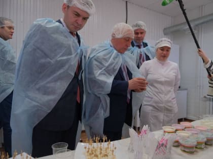 Кандидат в Президенты России от КПРФ Николай Харитонов посетил агропромышленное предприятие АО «Солгон» в Красноярском крае