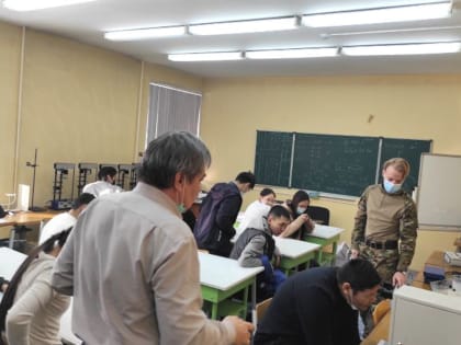 Выбирай ТувГУ! День открытых дверей состоялся на физмате университета
