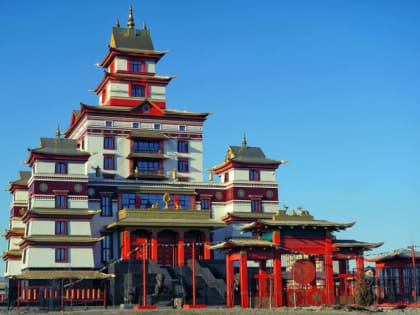 В Туве 28 апреля откроется самый большой буддийский храм России