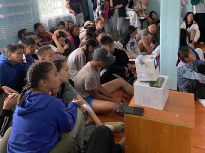 Министерство цифрового развития Республики Тыва продолжает обучать киберграмотности подрастающее поколение региона.