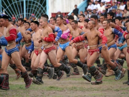 Средний возраст мужчины в Туве 28,5 лет, в Хакасии - 36,3, Красноярском крае - 36,5 лет