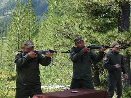 В Туве госохотинспекторам гарантировали бесплатное страхование жизни и здоровья