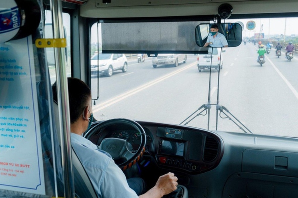 Lộ trình ô tô chở khách phải lắp camera ghi nhận hình ảnh lái xe - 1