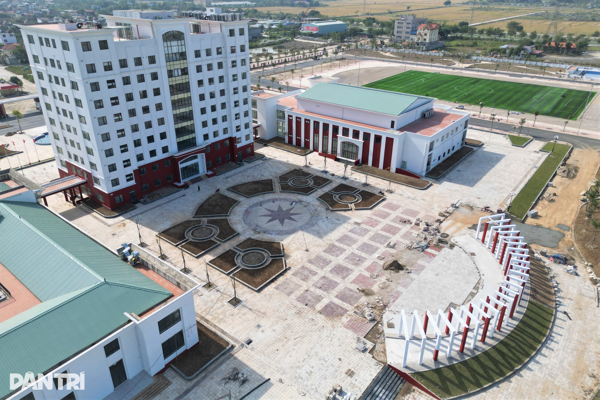 Cận cảnh trường đại học xây dựng gần 2 thập kỷ sắp hoàn thành ở Ninh Bình - 7