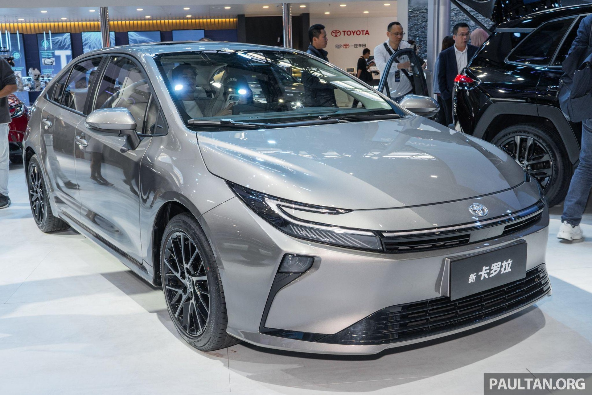 Toyota Corolla 2026 “lột xác” để hết bán chậm, tiêu thụ chỉ 4,13 lít/100km - 1