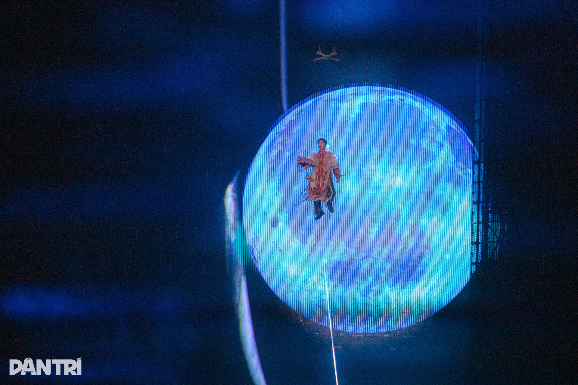 SOOBIN cùng bố hát xẩm, tự nhận quá vô tư khiến khán giả buồn - 8