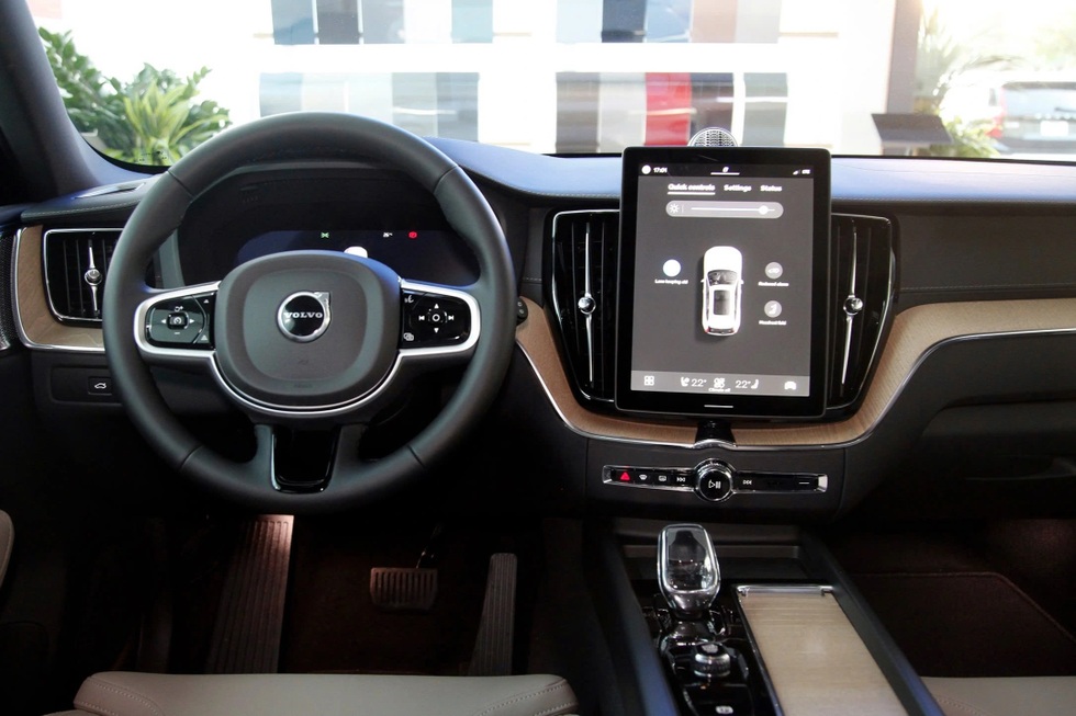 Loạt ô tô mới ra mắt khách Việt trong tháng 11: Xe hybrid cắm sạc áp đảo - 6