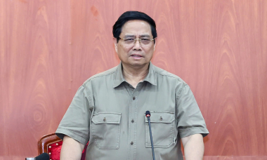 Thủ tướng: Mở 'Chiến dịch Quang Trung' dựng nhà cho người dân vùng lũ