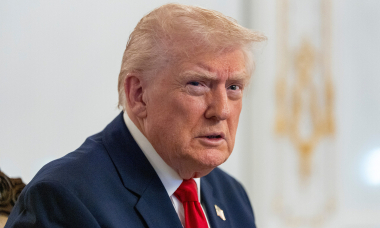 Ông Trump cảnh báo 'phong tỏa không phận Venezuela'