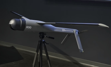 UAV tự sát Mỹ 'bị gây nhiễu, liên tục trượt mục tiêu' ở Ukraine