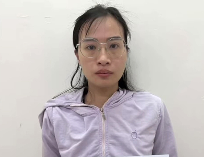 Bùi Thị Thanh Thúy tại cơ quan điều tra. Ảnh: Công an TP HCM