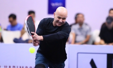 Người trung niên rủ nhau 'nghiện' thể thao