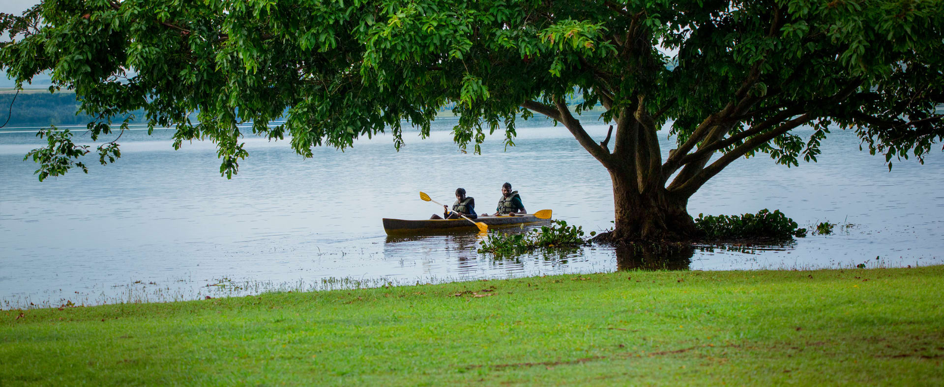 Kayaking on Kiriibbanara Wewa at Governor's Camp Udawalawe