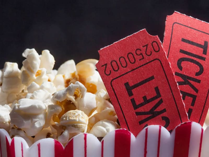 2 entradas al cine + popcorn