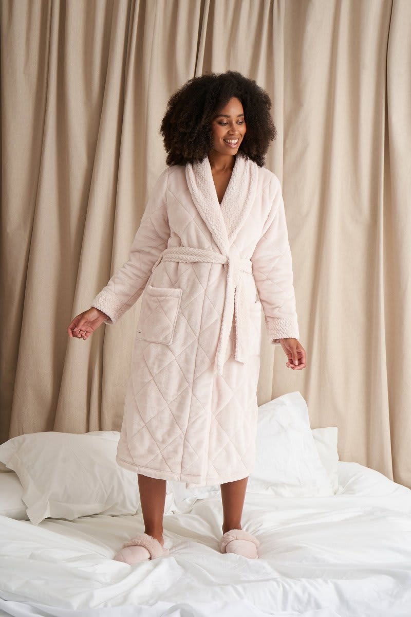 Quilted Velour Robe in Powder PuffNightwear