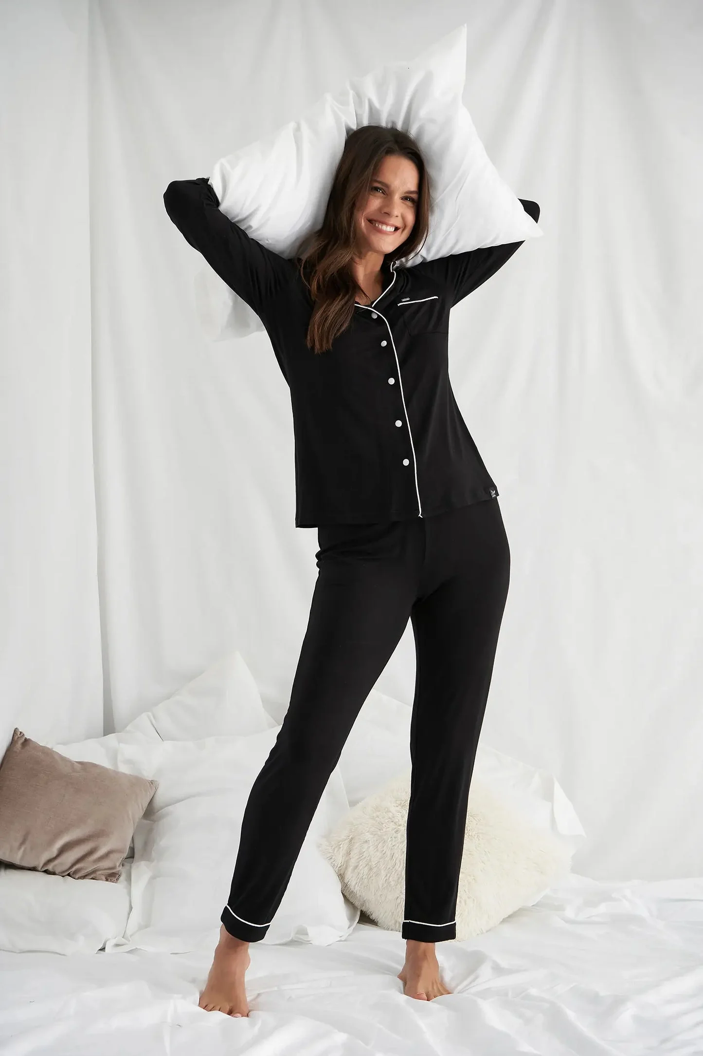 Bamboo Pyjama Set in BlackNightwear