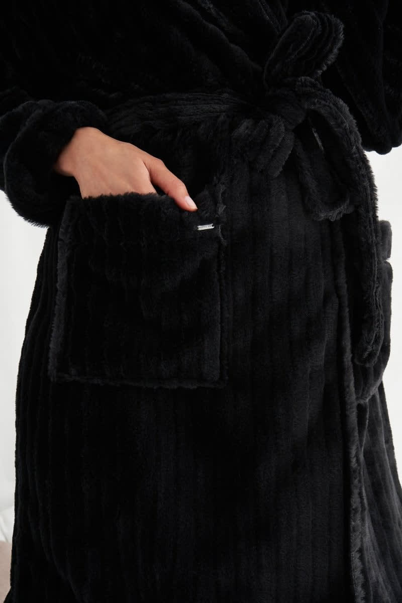
                  
                    Cloud Robe in BlackNightwear
                  
                