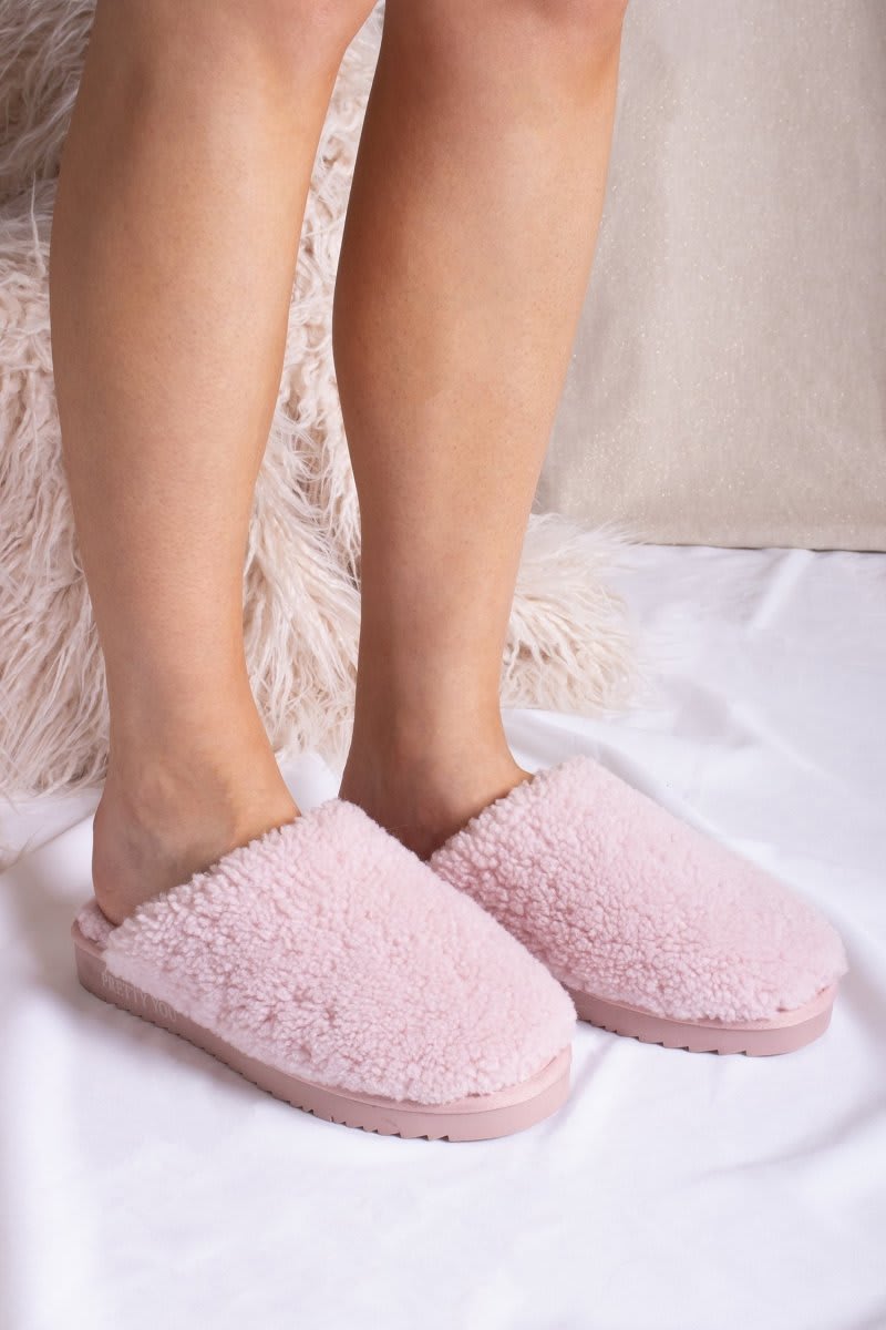 Jude in RoseSlippers