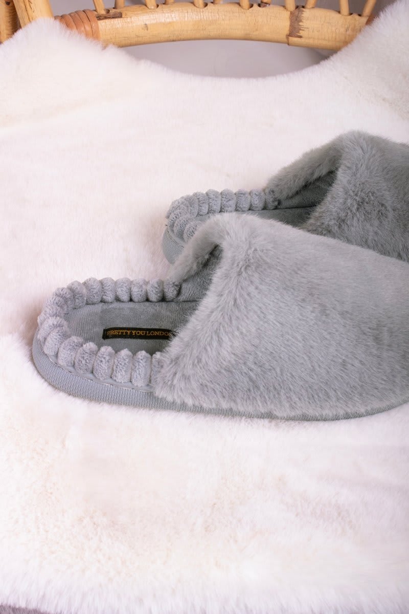 Harley in GreySlippers