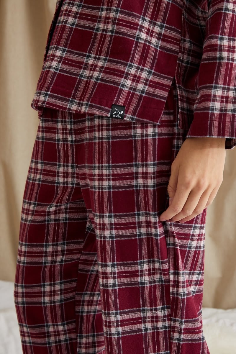 Plaid Pyjama Set in BordeauxNightwear