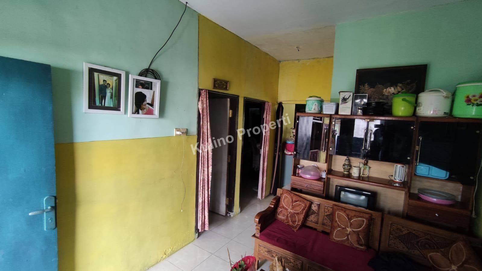 Rumah SHM Type 60 di Permata Candi Permai Wongsorejo — foto 5