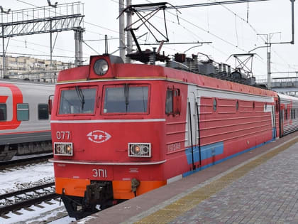 В Саратове поезд насмерть сбил мужчину