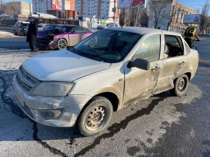 В Ленинском районе столкнулись 