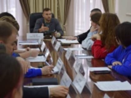 Заседание комиссии по делам молодежи, добровольчества, поддержки ветеранов