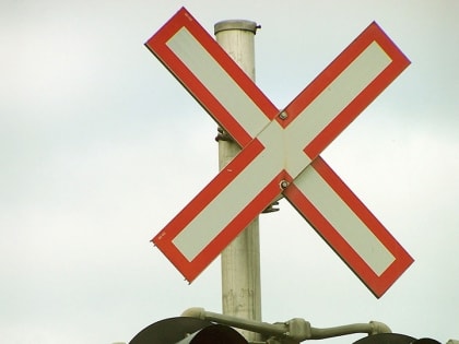 В Саратовской области на время закроют два железнодорожных переезда