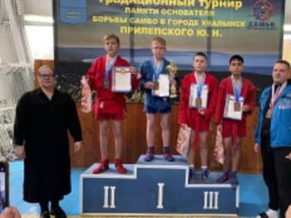 Турнир по самбо в Хвалынске: память о Юрии Прилепском