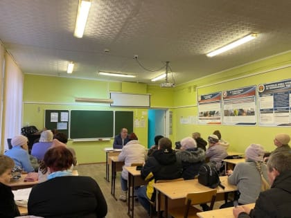 30 января состоялась встреча депутата Совета муниципального образования города Балаково Олега Овчинникова  с жителями округа 7