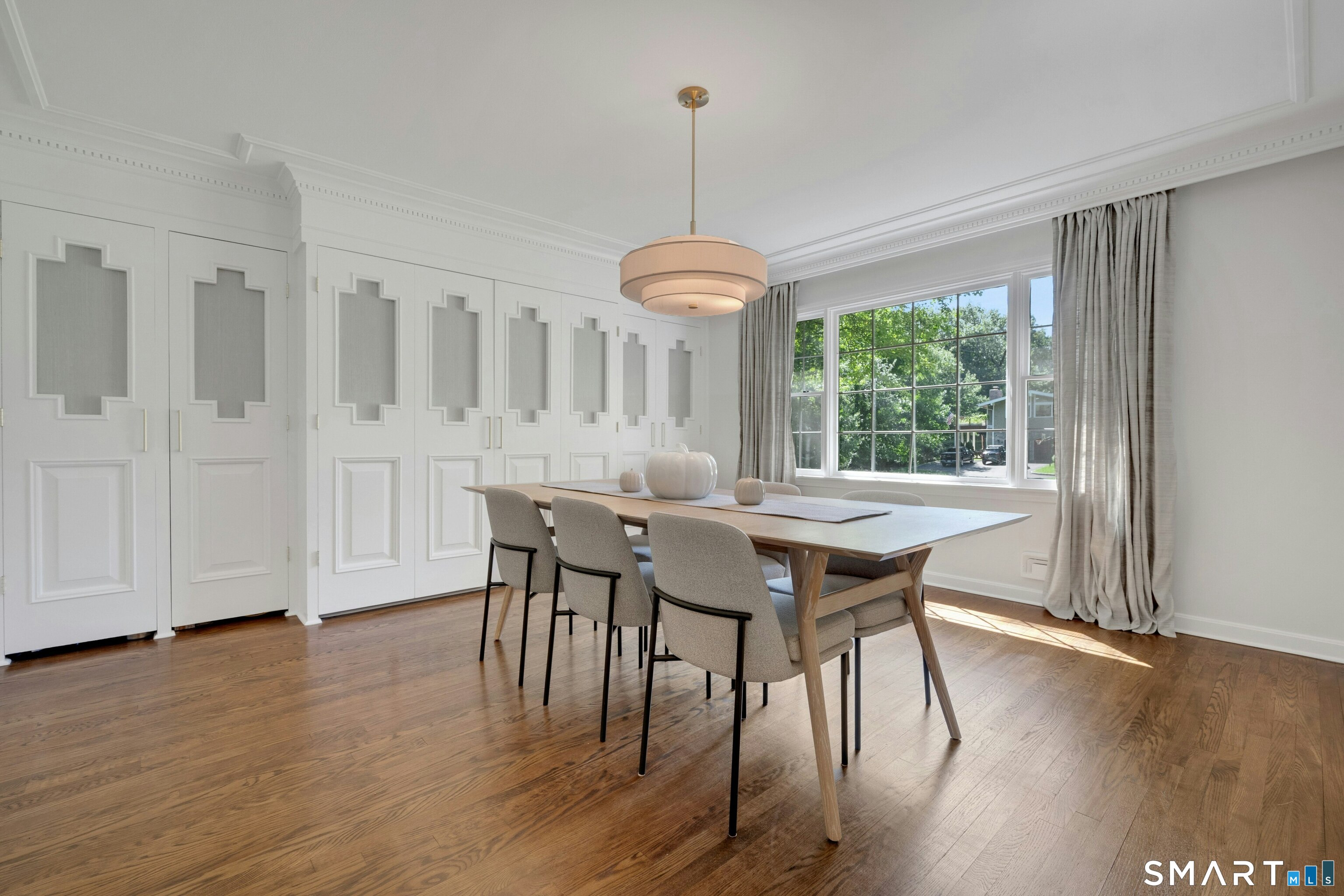 6 Stoneleigh Square photo 7