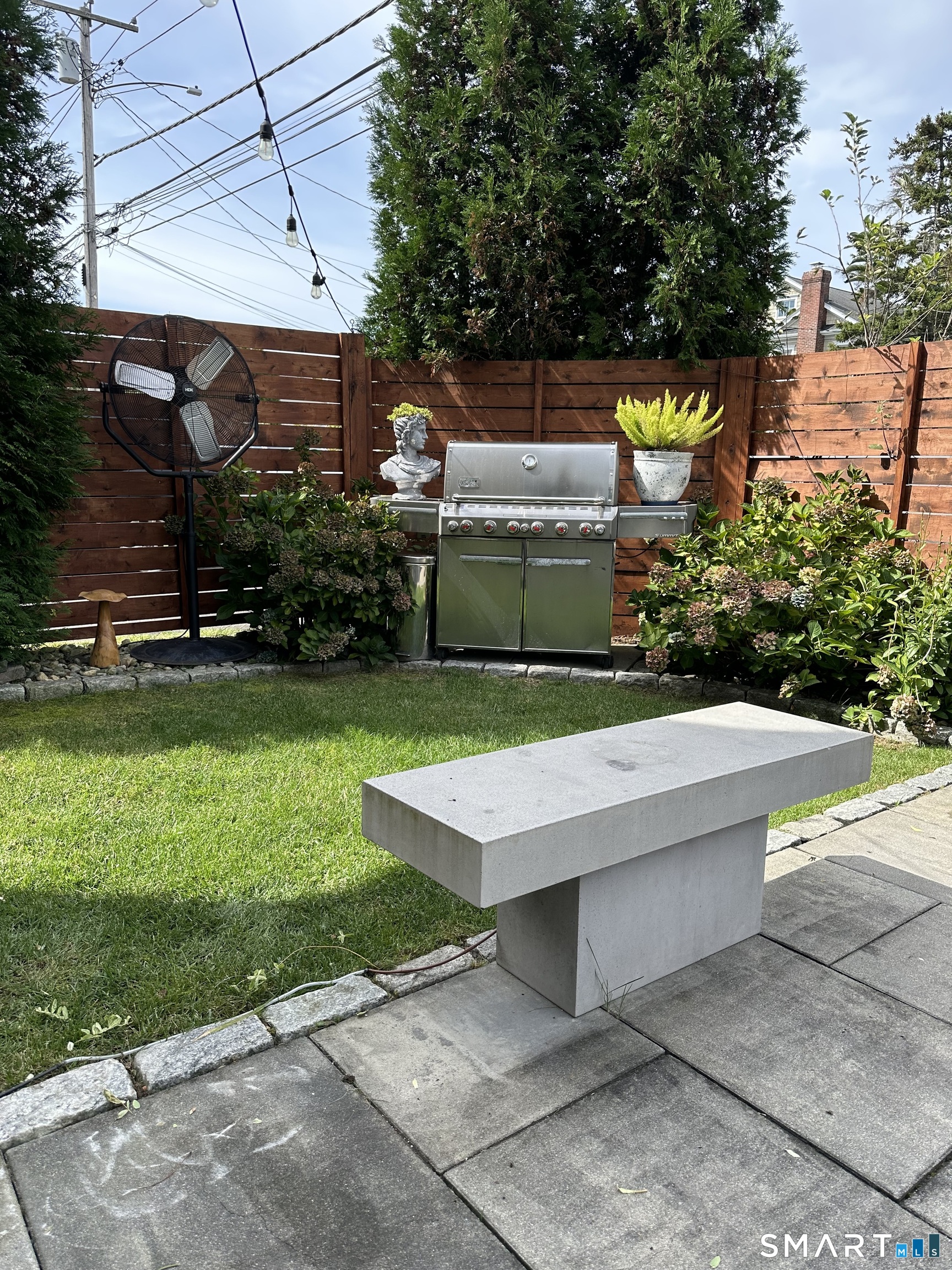 891 Oldfield Road photo 9