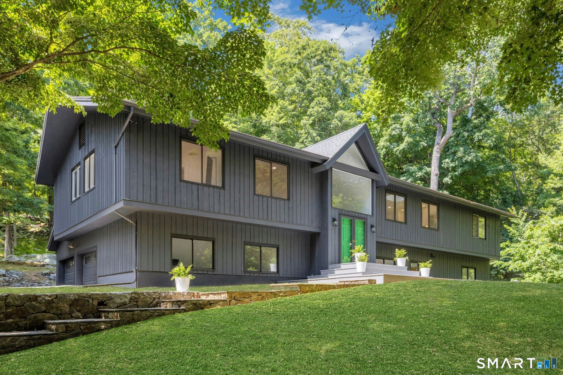 26 Hill Farm Road