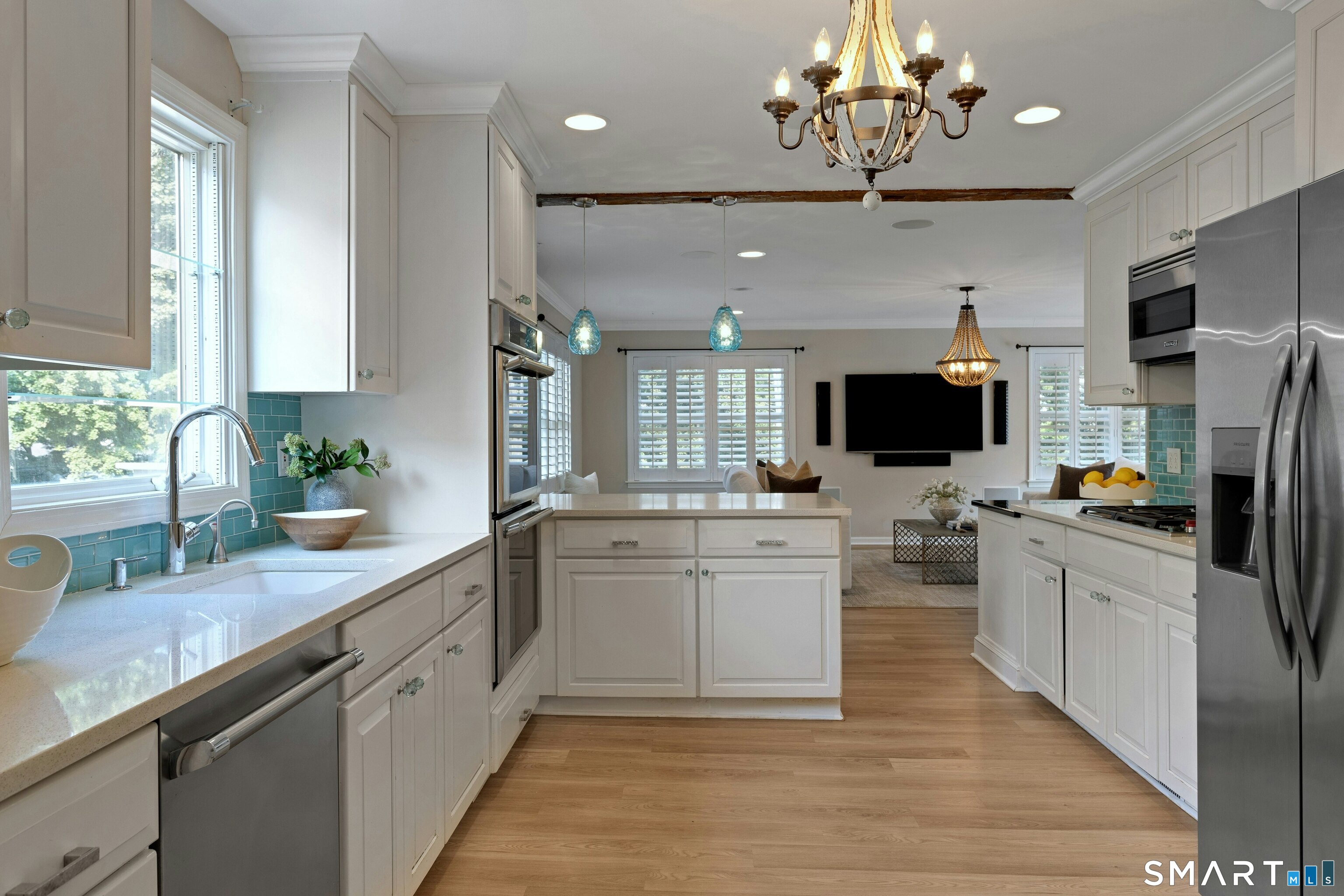 49 Wolfpit Avenue photo 12