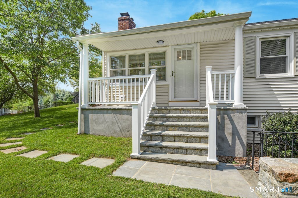 3 Wild Rose Road photo 1