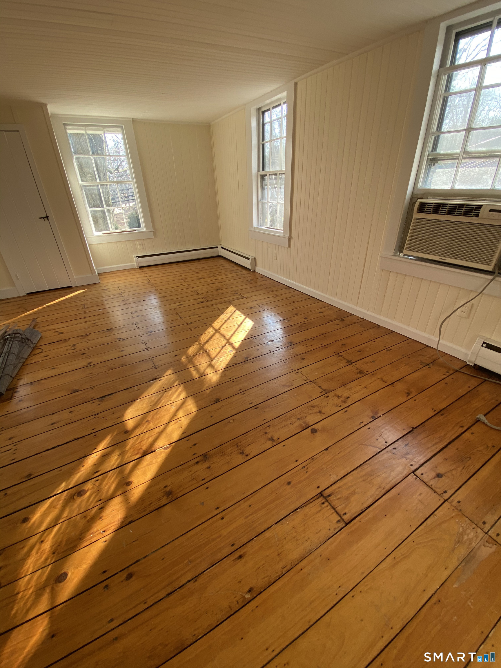 119 Kings Highway North photo 13