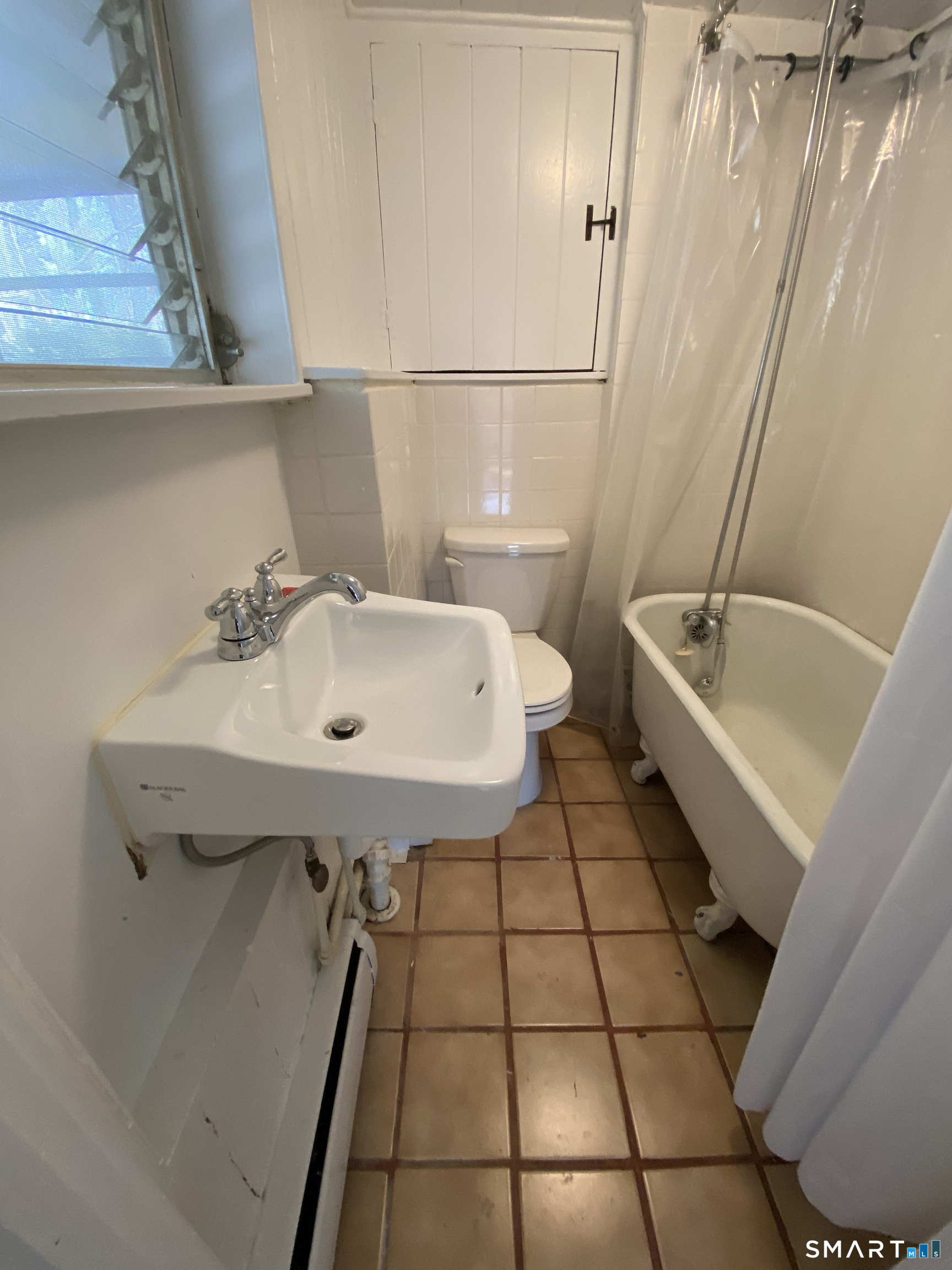 119 Kings Highway North photo 18