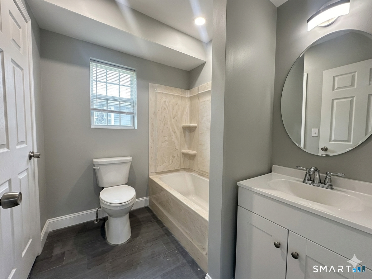 105 Churchill Street #2nd Floor (105) photo 10