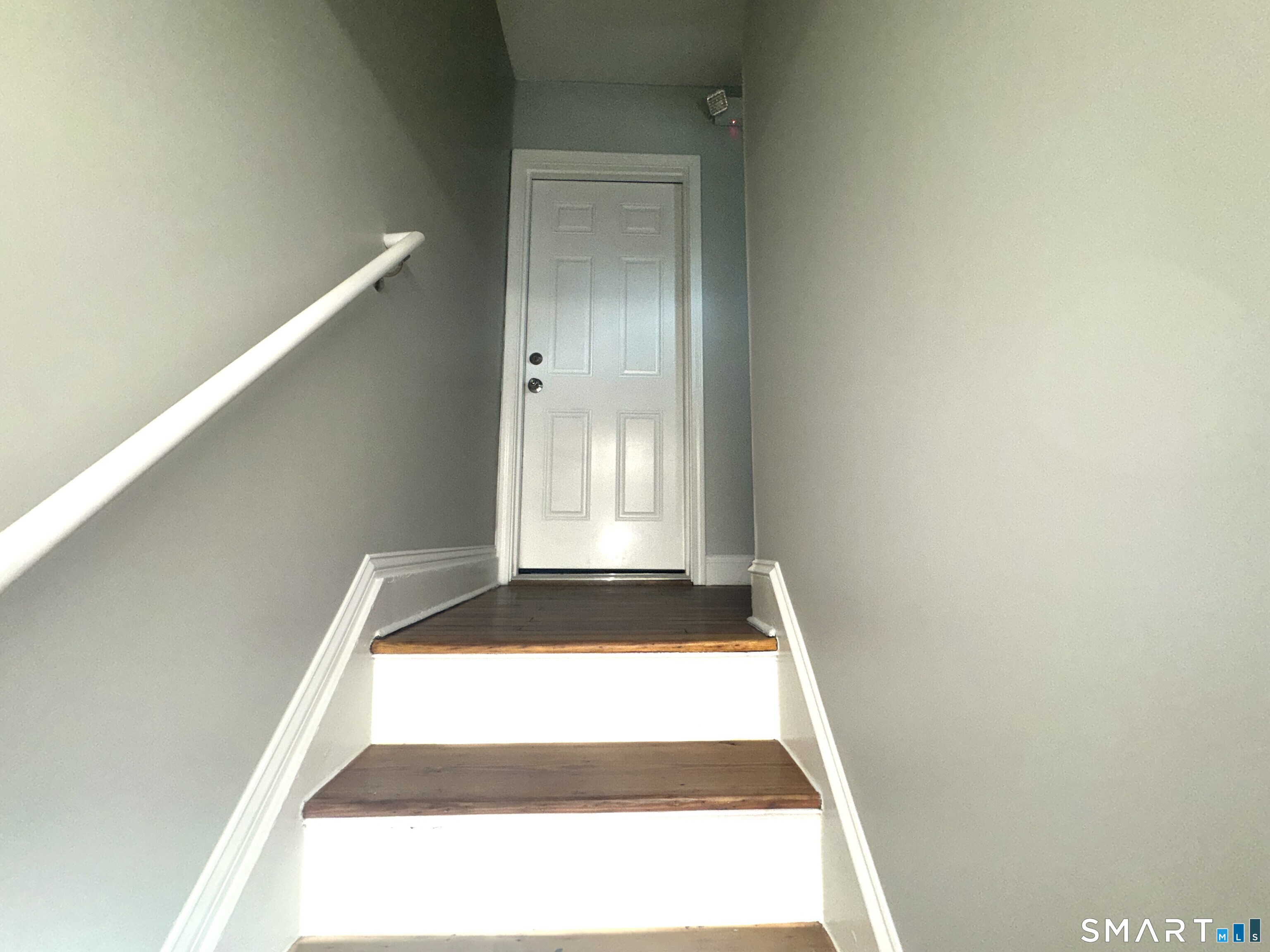 105 Churchill Street #2nd Floor (105) photo 2