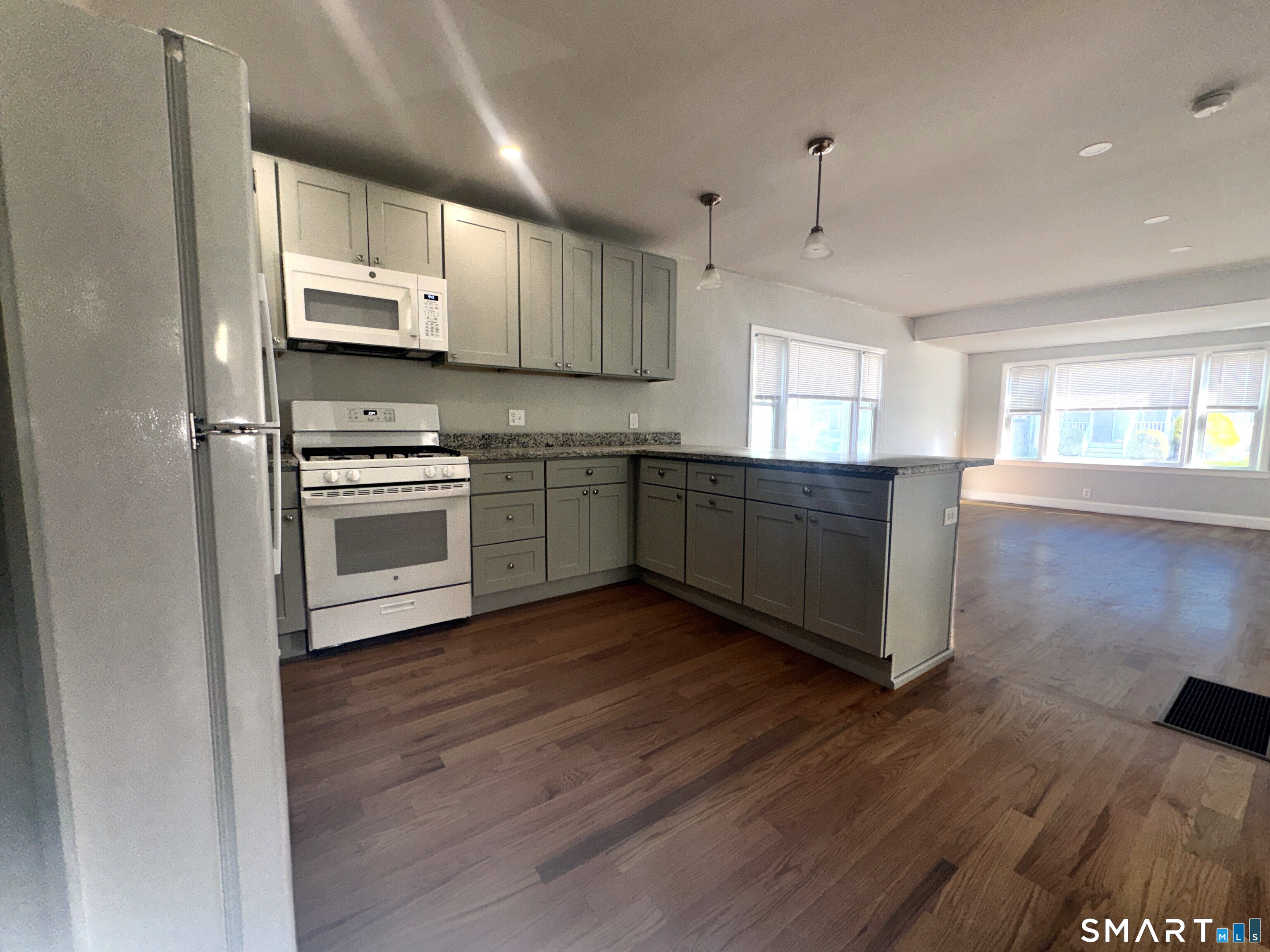 105 Churchill Street #1st Floor (103) photo 2