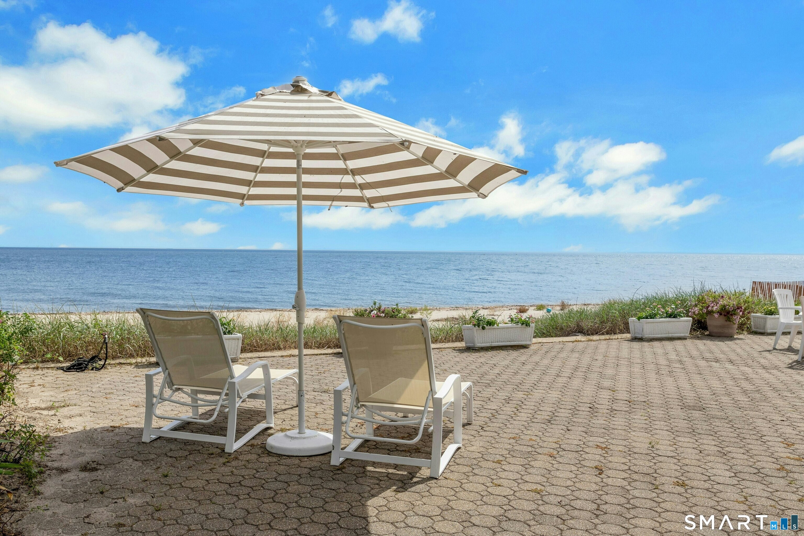 1845 & 1859 Fairfield Beach Road photo 7