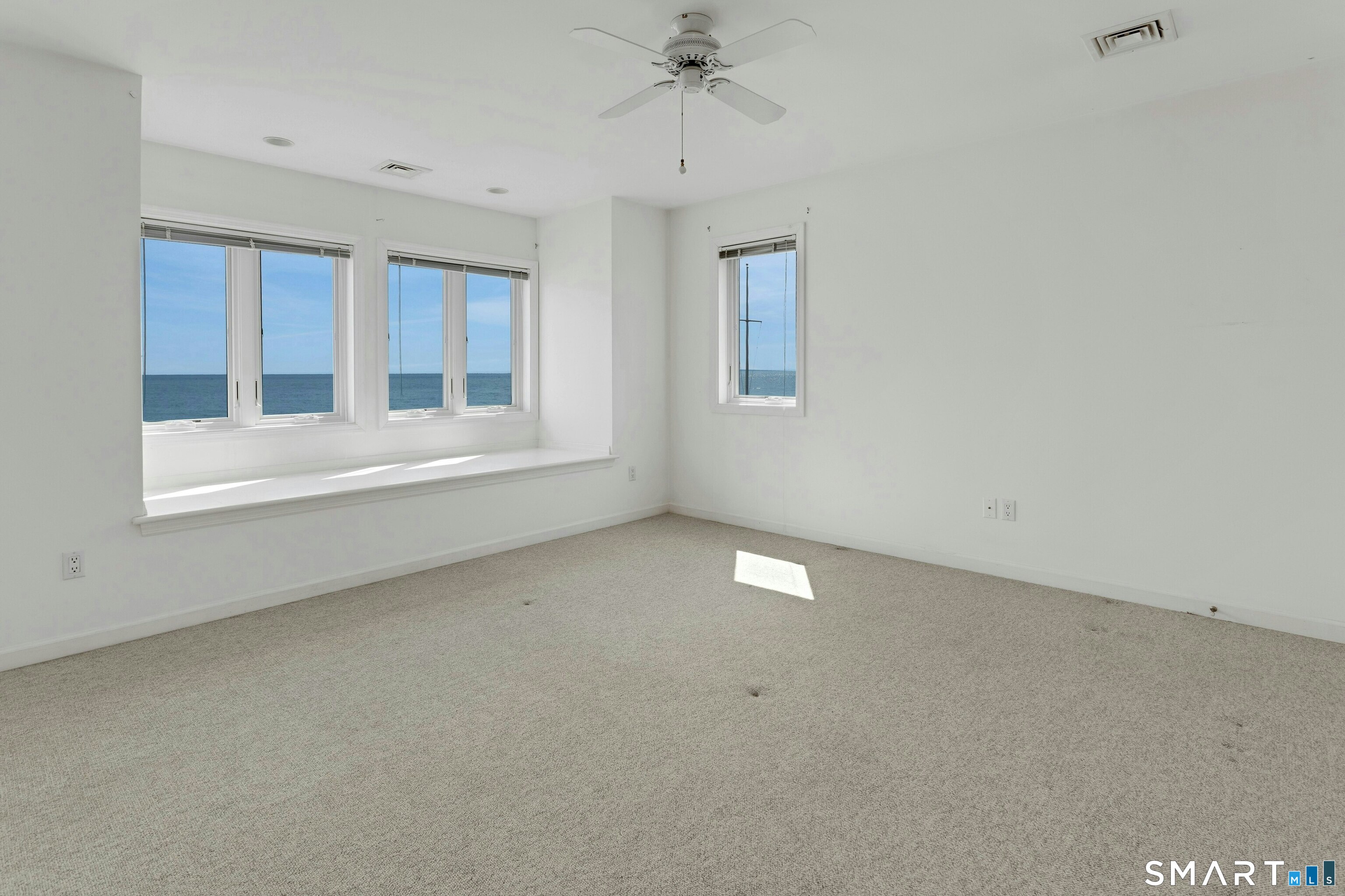 1859 Fairfield Beach Road photo 22
