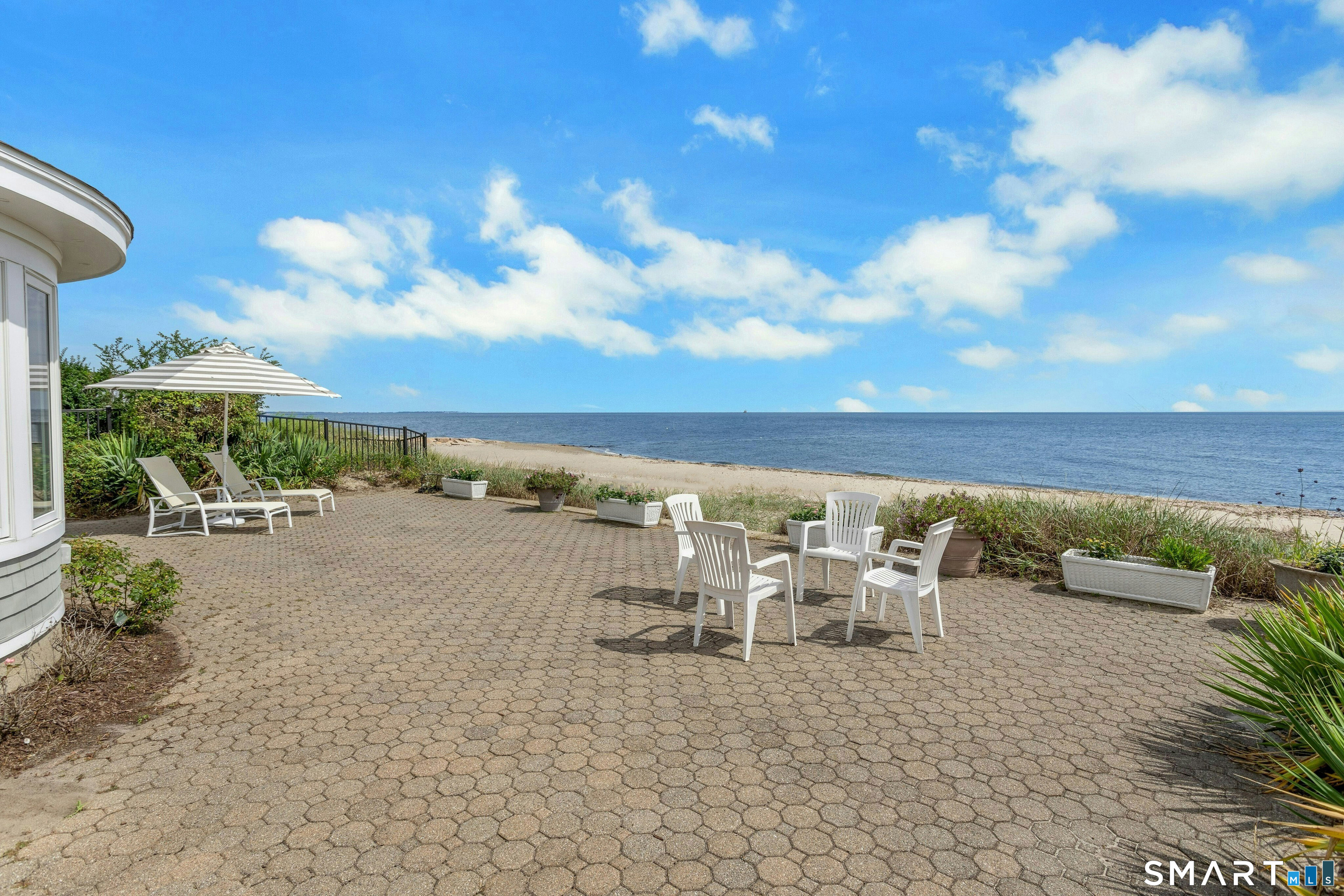 1859 Fairfield Beach Road photo 31