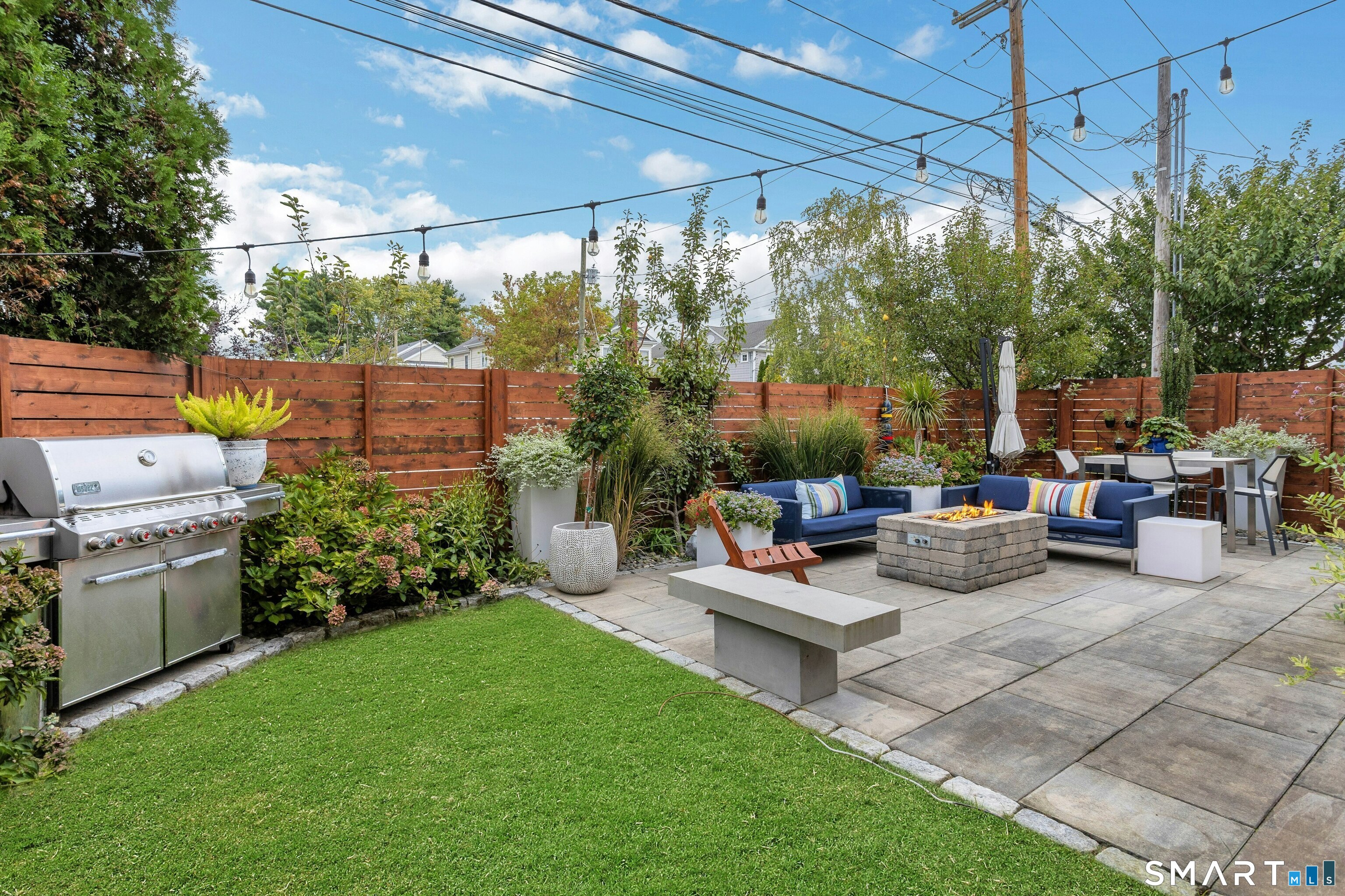 891 Oldfield Road photo 28