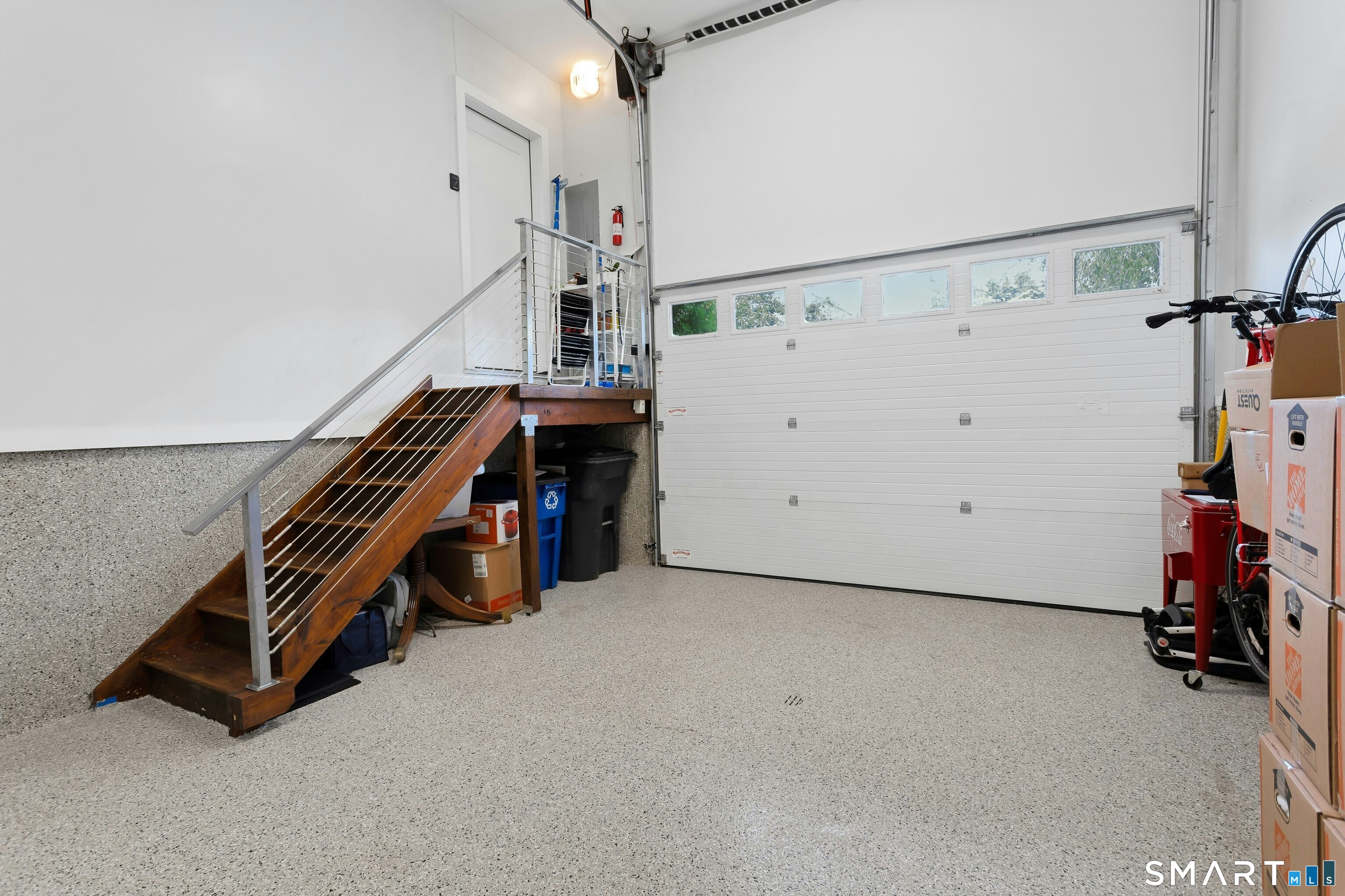 891 Oldfield Road photo 31