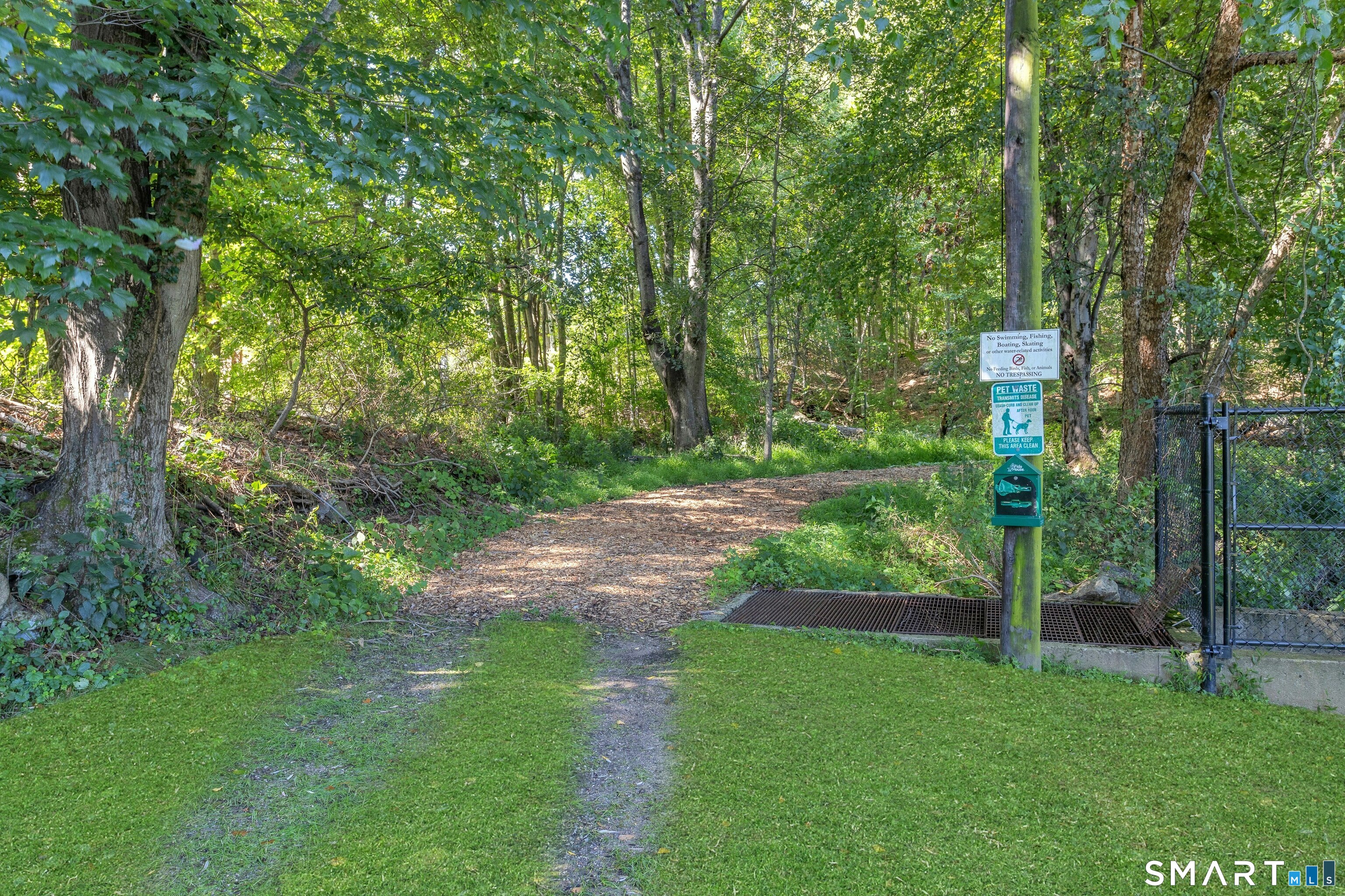 147 Rowayton Woods Drive #147 photo 24