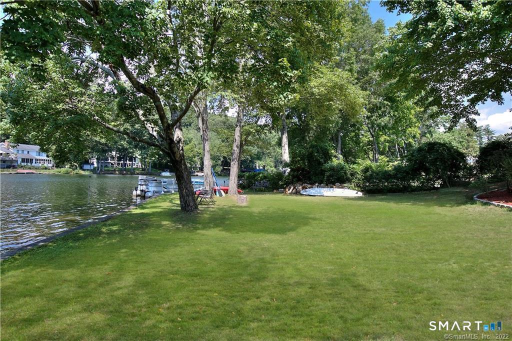 151 Sasapequan Road photo 21